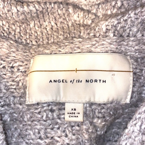 Anthro Angel of the North Light Grey Chunky Knit Dolman Sleeve Cardigan - Picture 5 of 10